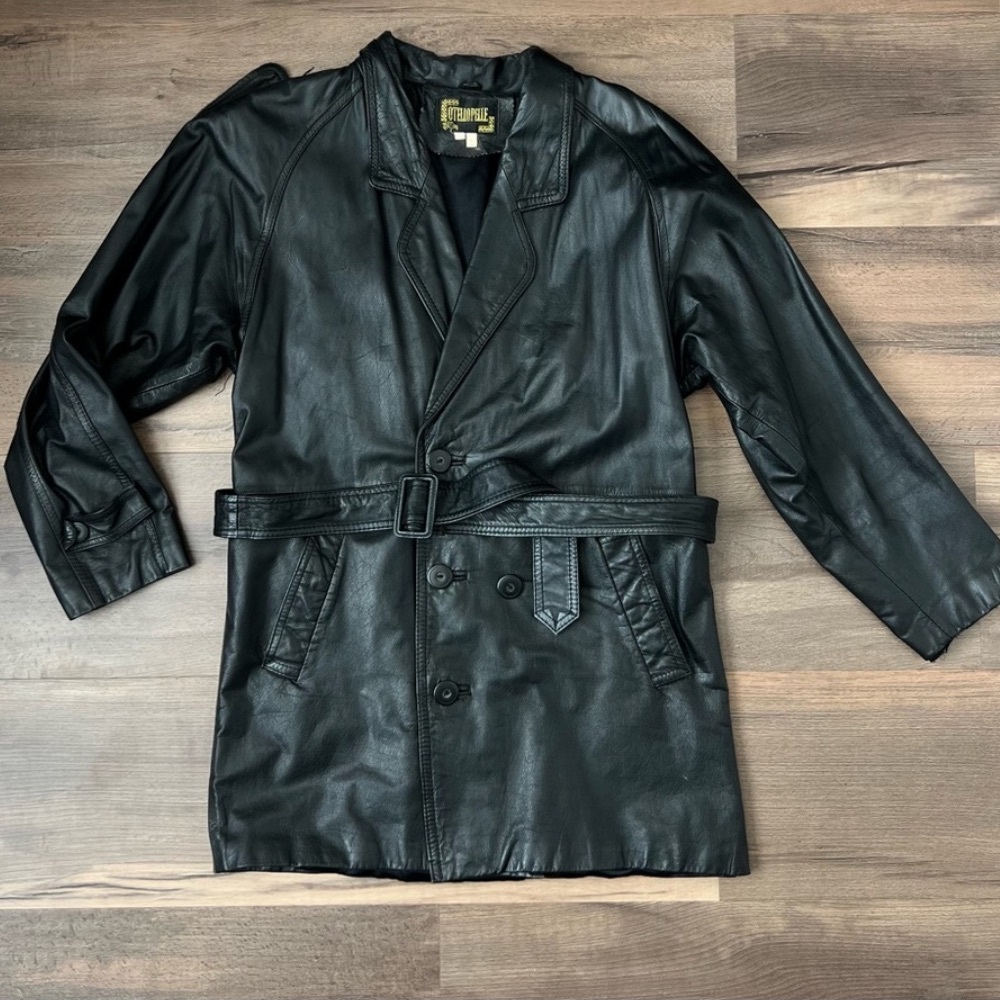 Vintage Black Leather Coat - Picture 3 of 16